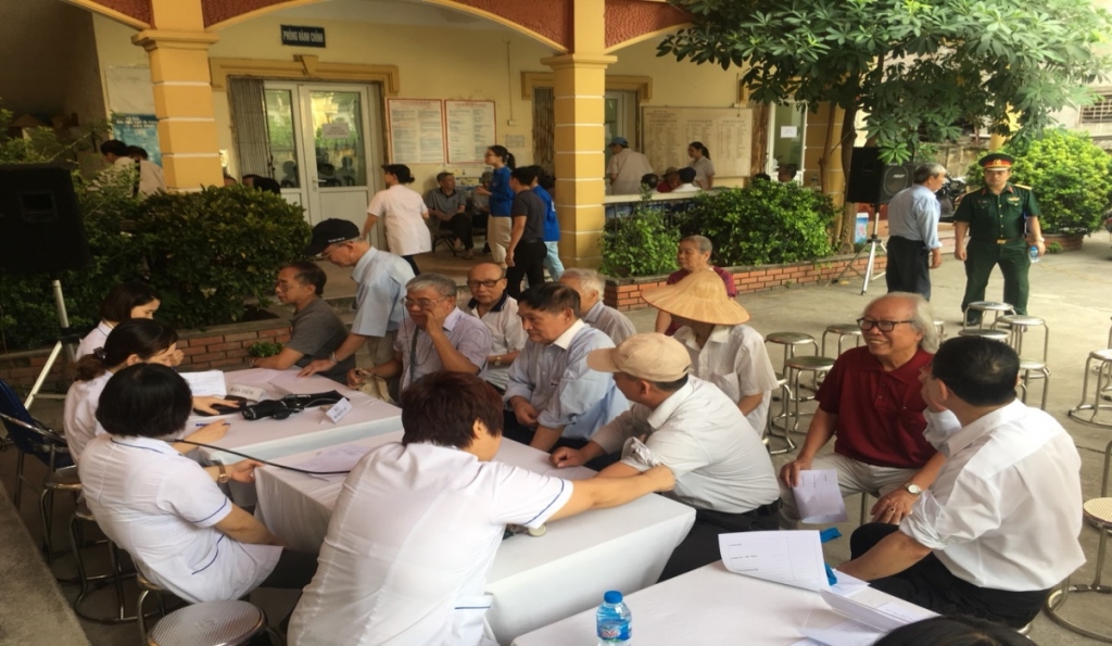 Thông tin chính thức về việc đấu thầu chọn dịch vụ điều dưỡng đối với cán bộ lão thành cách mạng, tiền khởi nghĩa